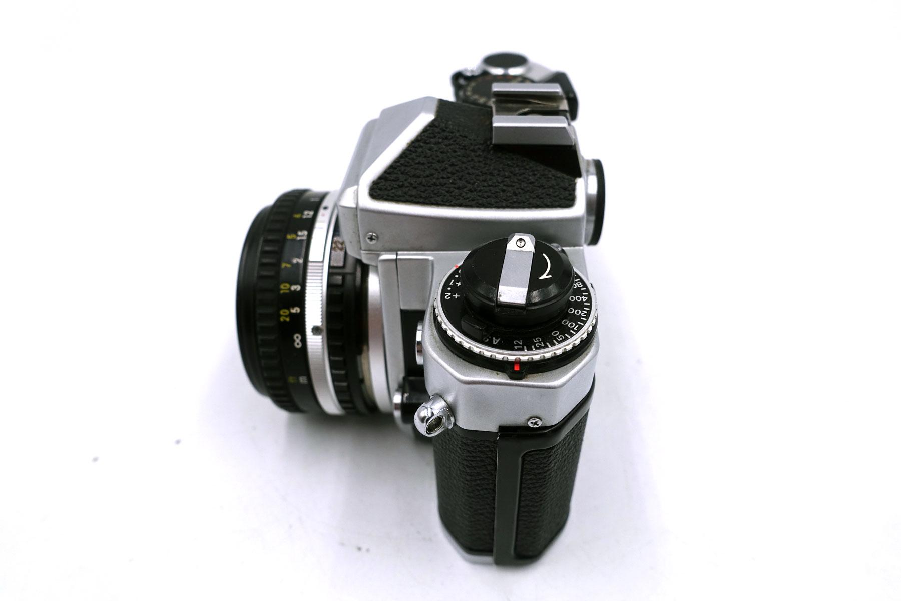 Nikon FE inkl. Nikon 50mm f/1.8 – Bild 7