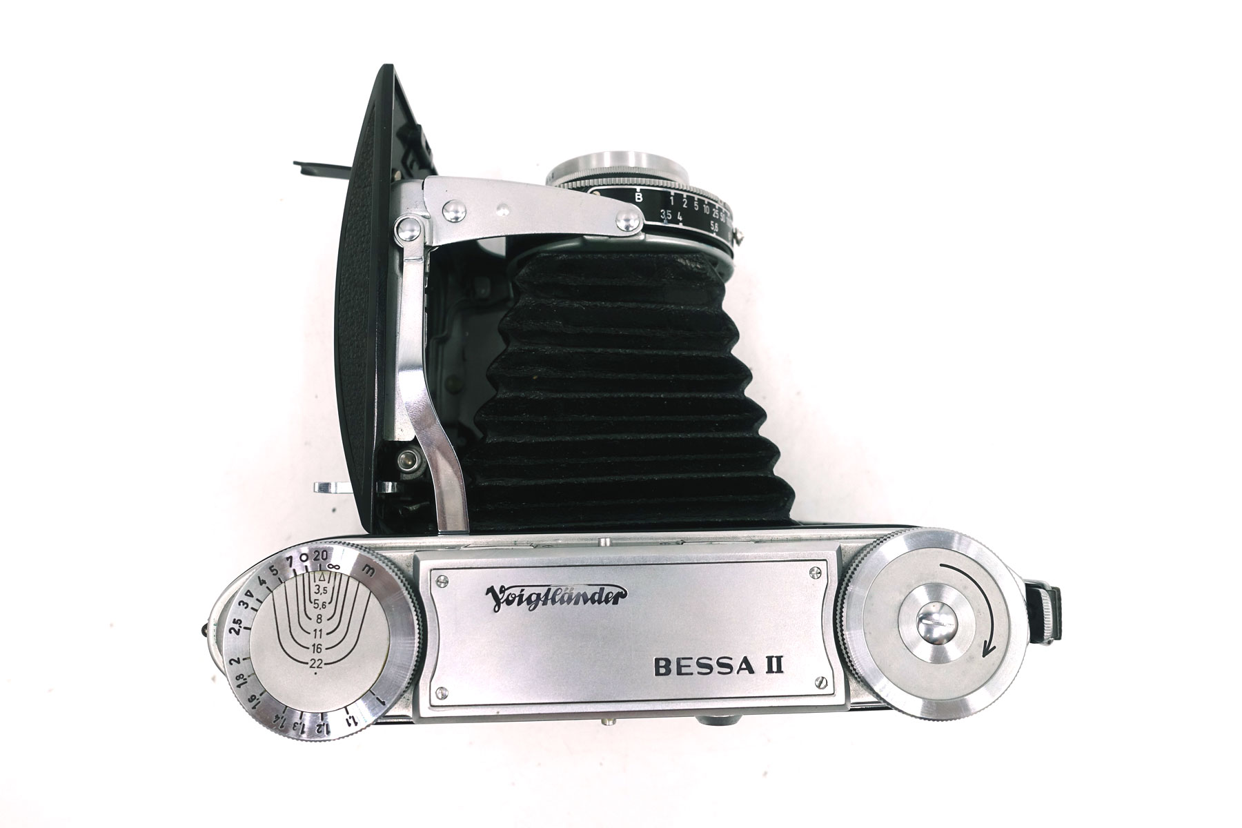 Voigtländer Bessa II Color-Heliar 105mm f/3,5 – Klassische Rollfilmkamera – Bild 6